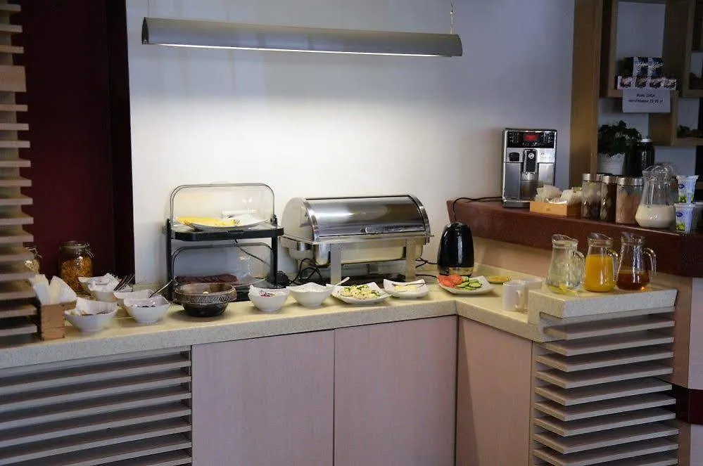 ** 住宿加早餐酒店 阿奇拉住宿加早餐酒店 弗罗茨瓦夫 波兰