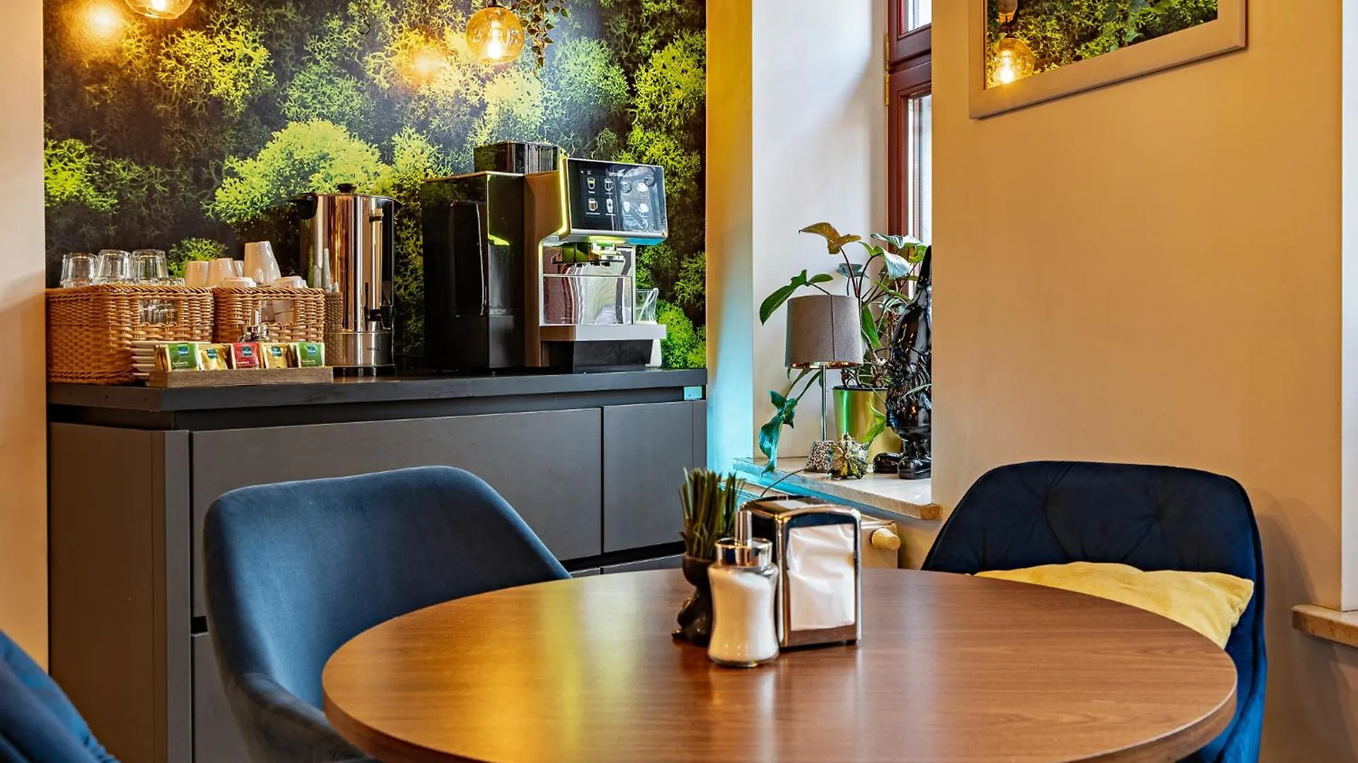 Great Polonia Dwarf Wroclaw Bed & Breakfast
