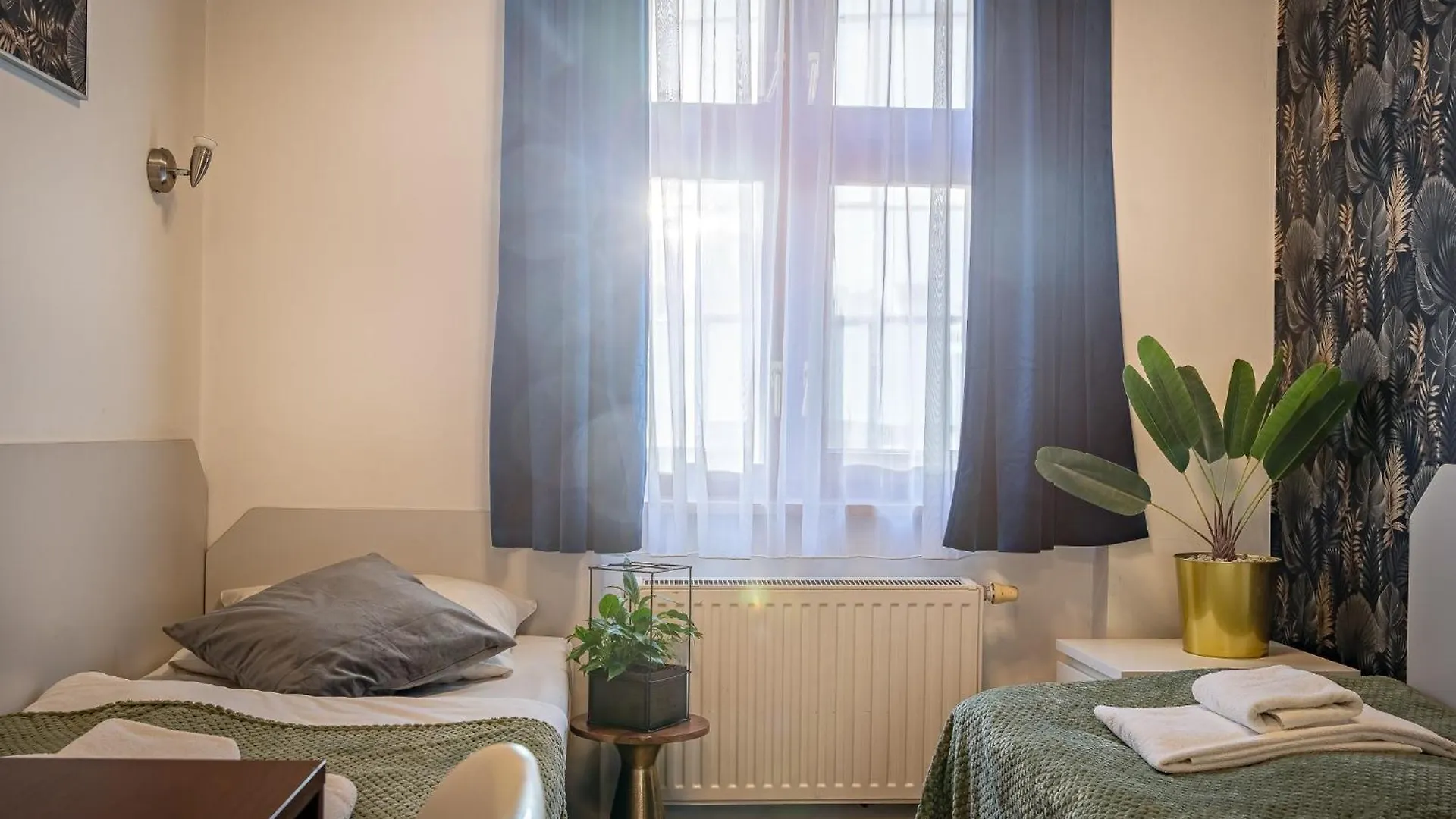 Great Polonia Dwarf Wroclaw Bed & Breakfast