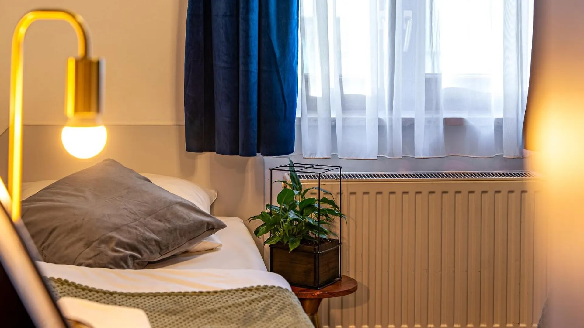 Great Polonia Dwarf Wroclaw Bed & Breakfast