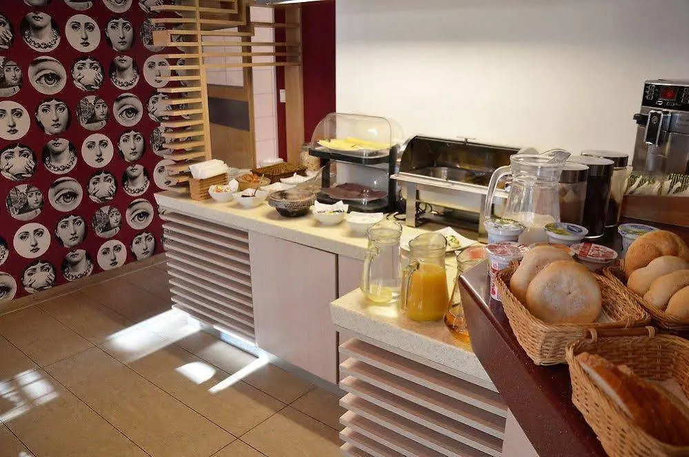 Great Polonia Dwarf Wroclaw Bed & Breakfast
