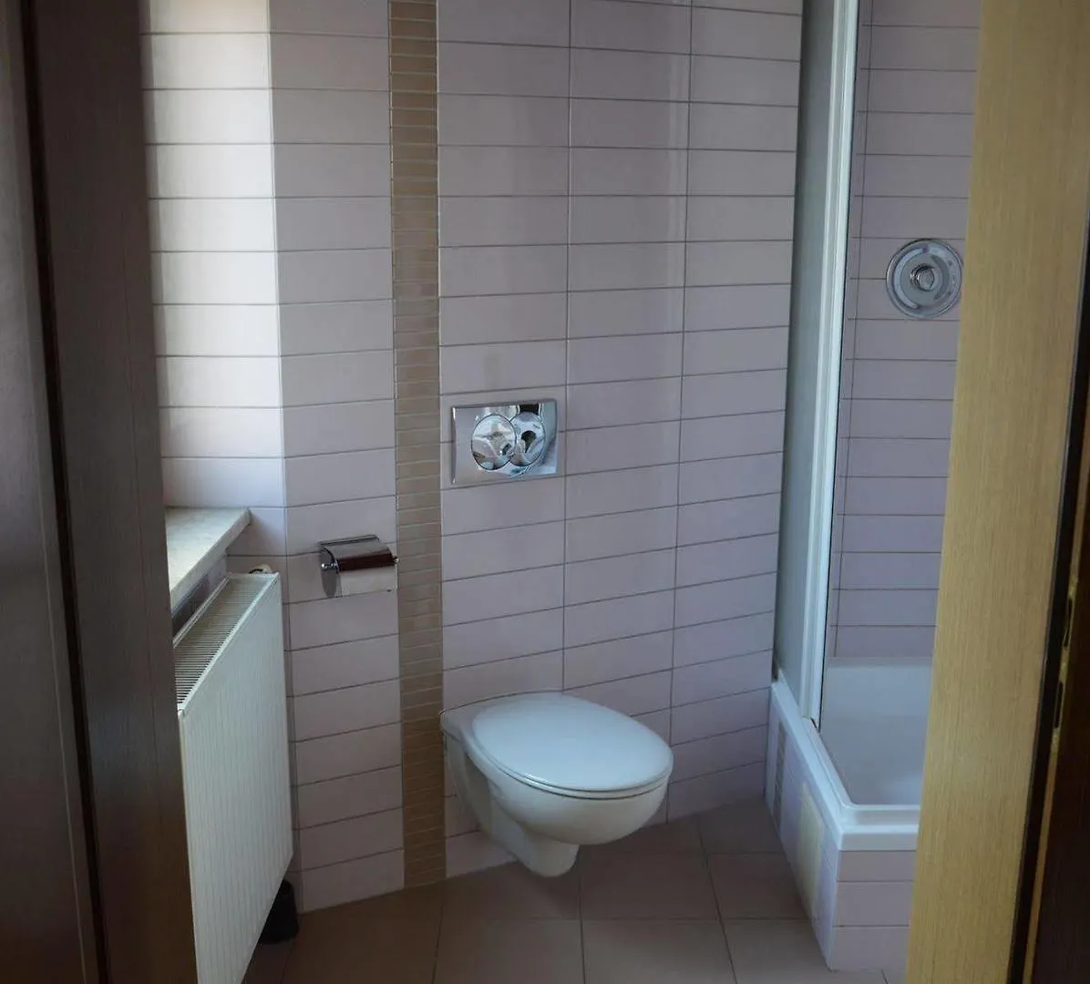 Great Polonia Dwarf Wroclaw Bed & Breakfast